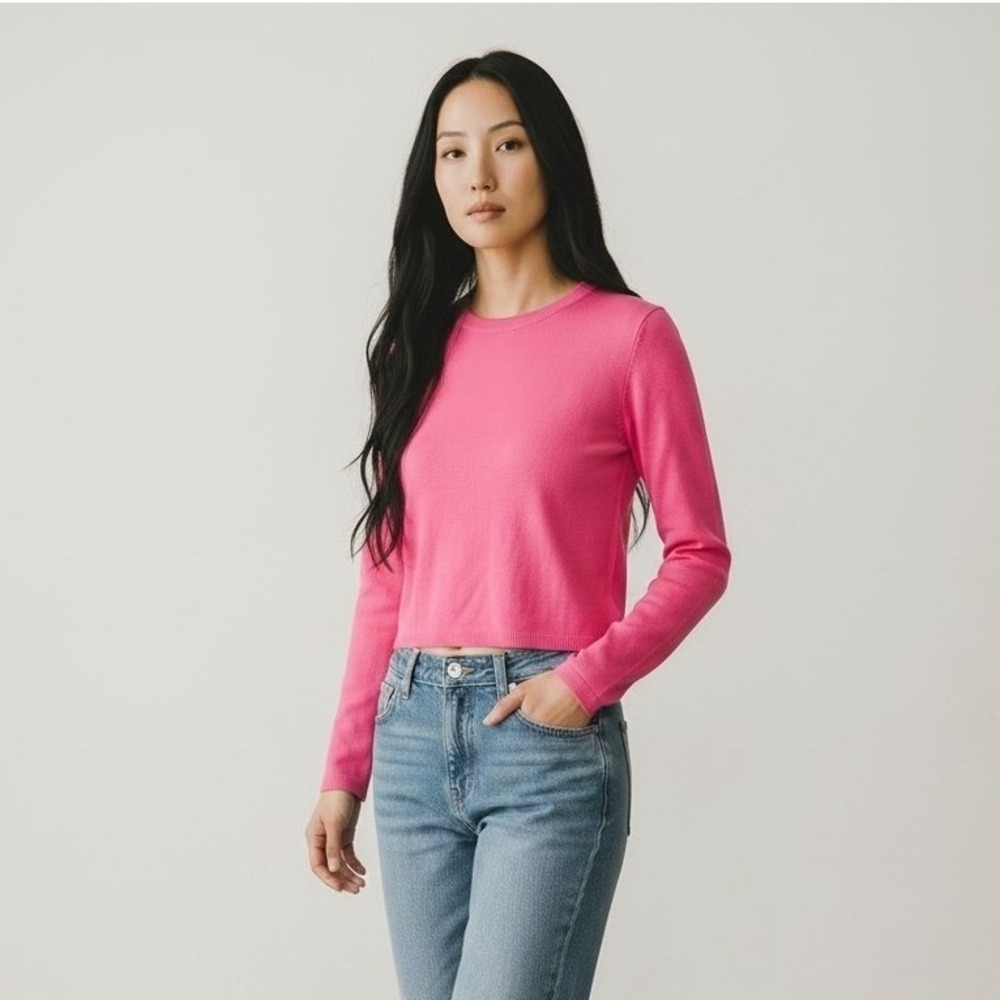 Babaton Aritzia Neon Pink Cropped Long‎ Sleeve Crew Neck Sweater Womens XS